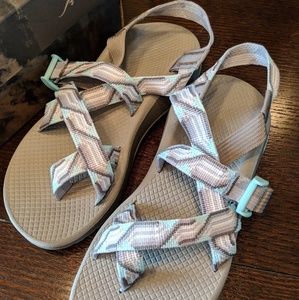 Womens chaco sandals